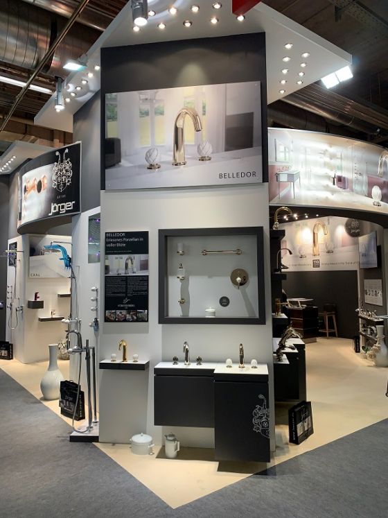 Jörger has succeeded in creating the new "Belledor" line: classic, timeless fitting design matched with elegant porcelain handles made by Porzellanmanufaktur FÜRSTENBERG.