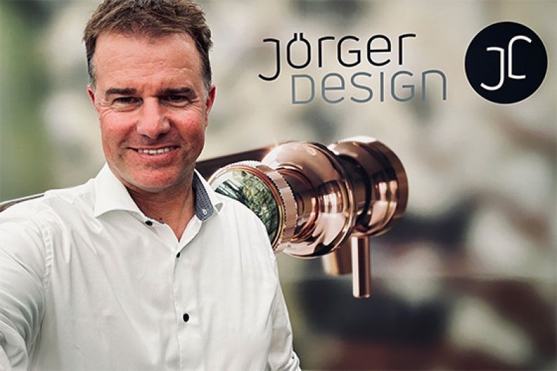 Teaserbild Joerger Geschaeftsfuehrer Oliver Joerger auf der Korsing Hausmesse 2023 b