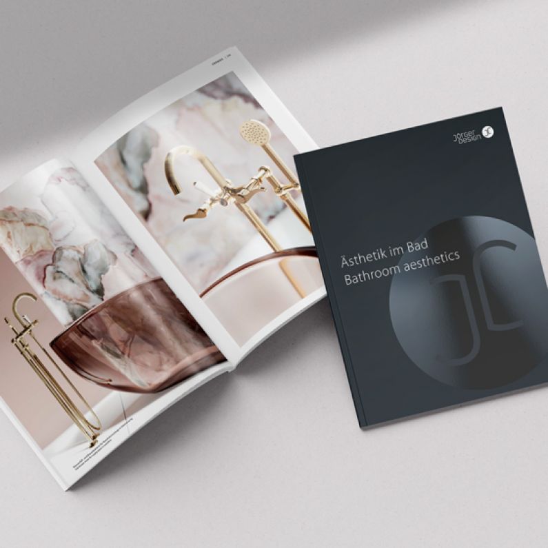 Titelbild News Jorger Magazin 2022 Doppel Innenseite Mock up Cronos in Edelmessing